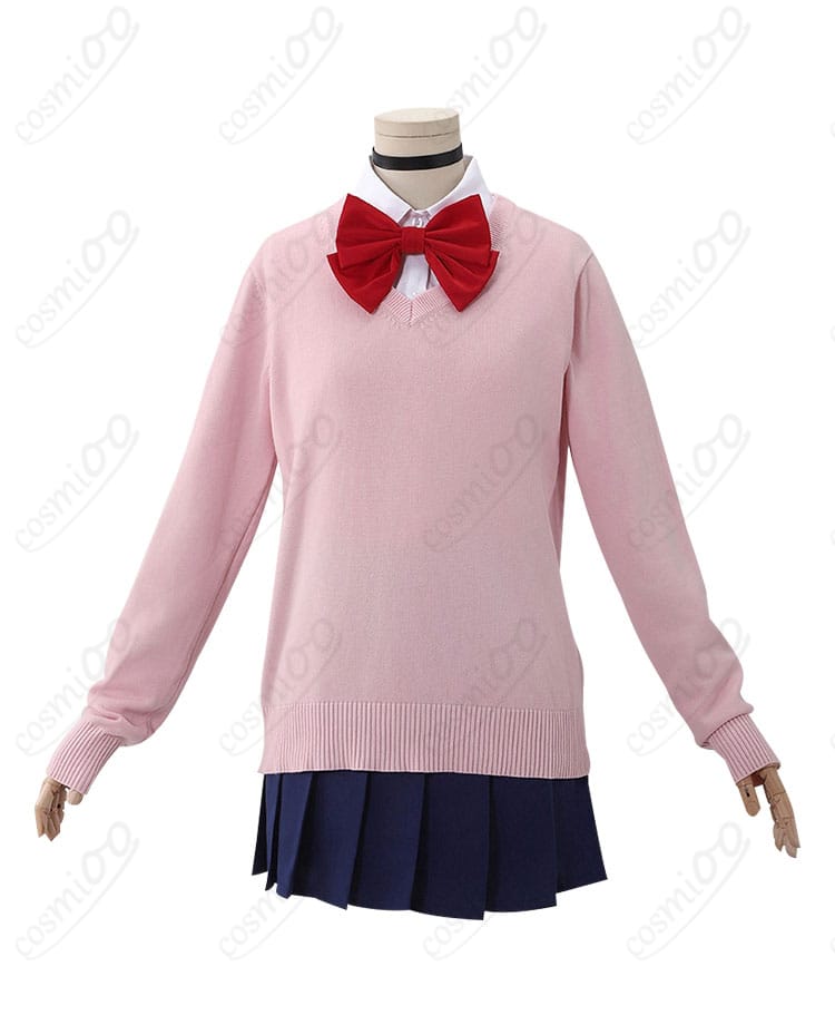 ダンダダン 綾瀬桃 コスプレ衣装の服装詳細。蝶結びやセーターのディテールがリアルに再現されています。