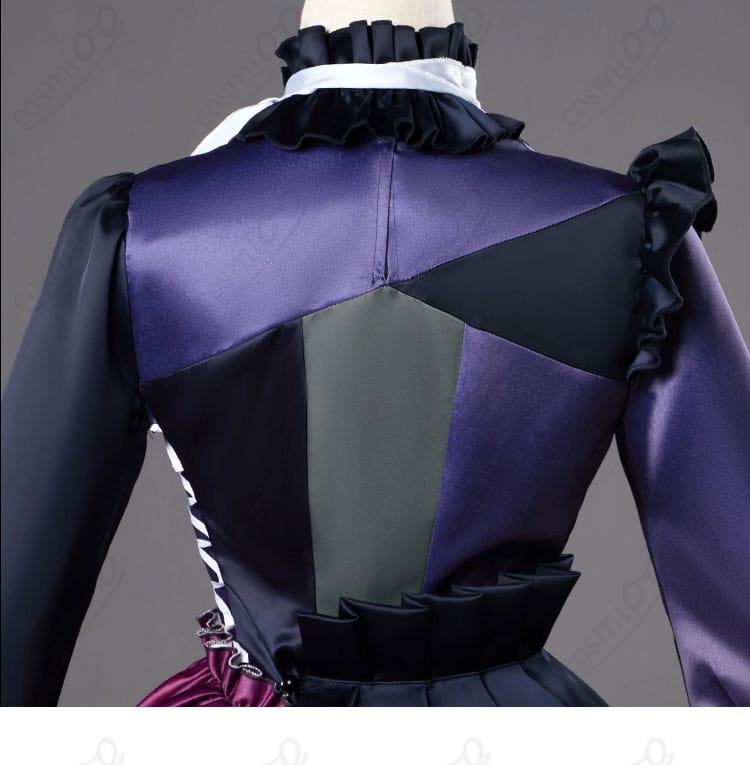 服装背面装飾の詳細。背中の装飾とフィット感にこだわり、キャラクターの印象を再現。