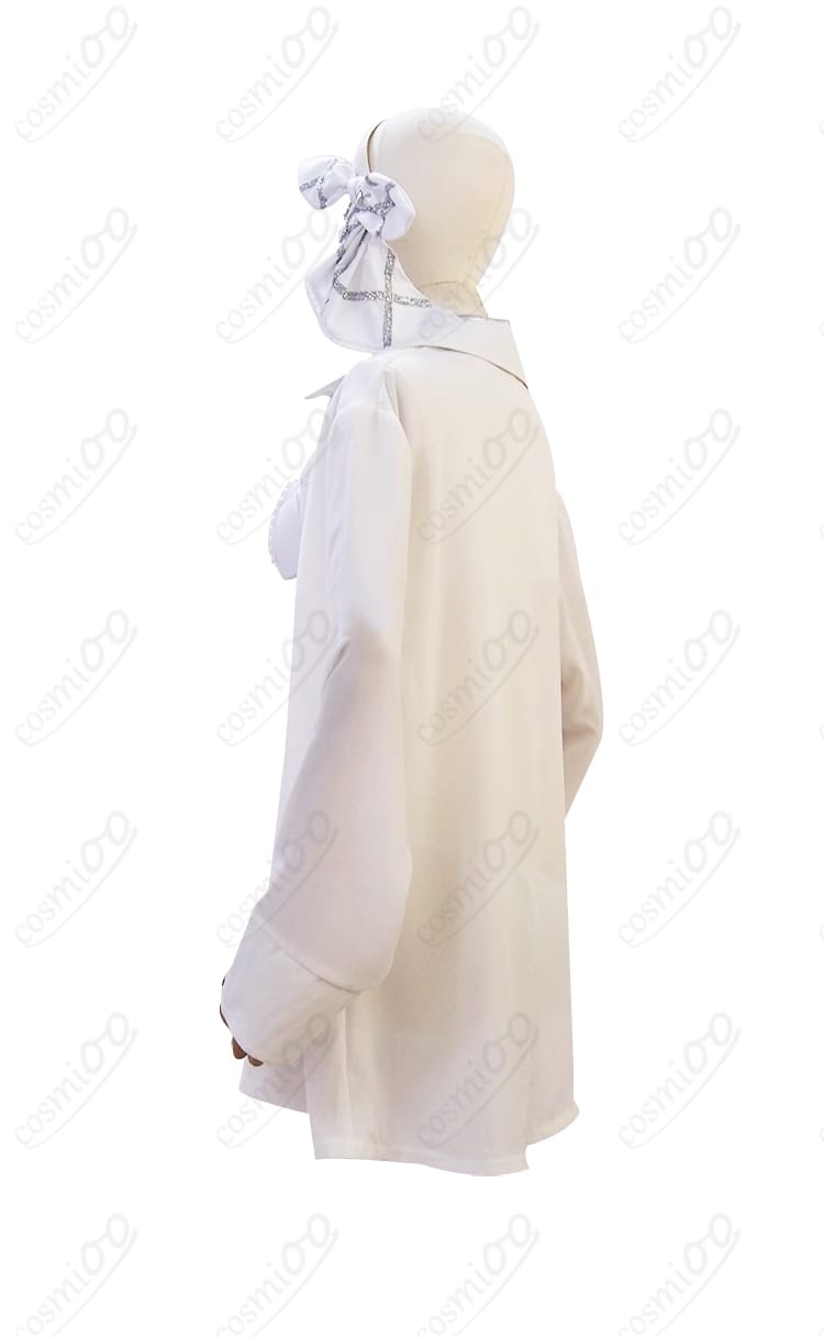 服装左側の装飾細部の画像。バイパーのコスプレ衣装の左側に施された装飾をチェック！