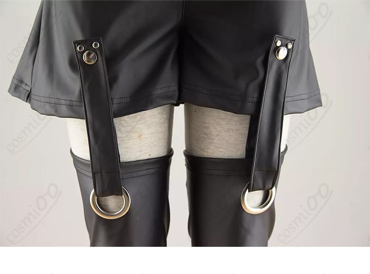 霧嶋董香コスプレ衣装の戦闘服、パンツの装飾細部。キャラクターらしい特徴的なディテール。