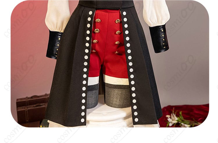 衣裾とパンツ装飾の詳細画像｜細部まで再現された若葉睦のコスプレ衣装