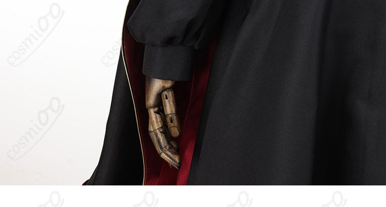 元宮チアキ コスプレ衣装 衣袖装飾の細部。美しい刺繍とディテールが施された衣袖。
