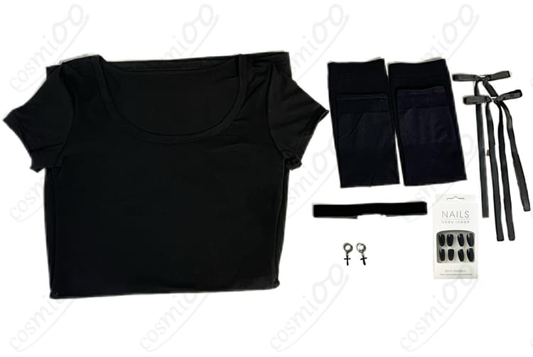セット内容の展示写真 - DEATH NOTE 弥海砂コスプレ衣装のセット内容全体を紹介する写真。