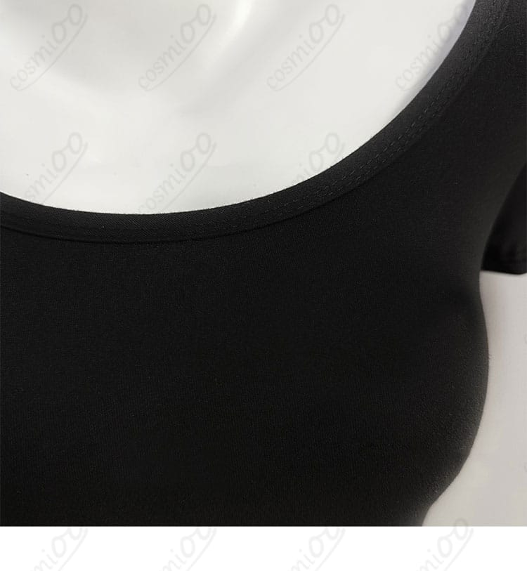 服装の襟装飾の詳細 - 黒ワンピースの衣領の装飾細部、忠実なデザイン。