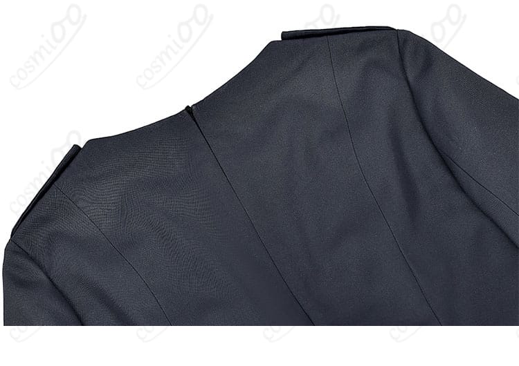 コスプレ衣装の背面装飾のディテール。日奈森あむのコスプレ衣装の後ろ姿と装飾の細部