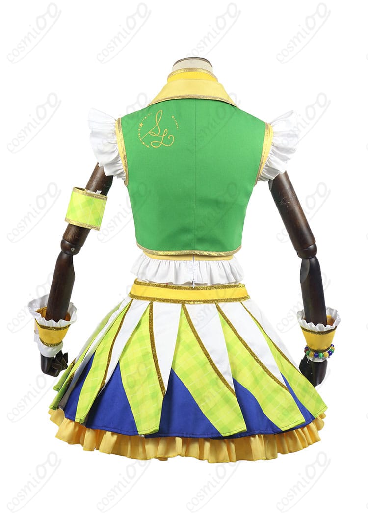 アイカツ！新条ひなき コスプレ衣装 背面図。後ろのディテールも忠実に再現された衣装の詳細。