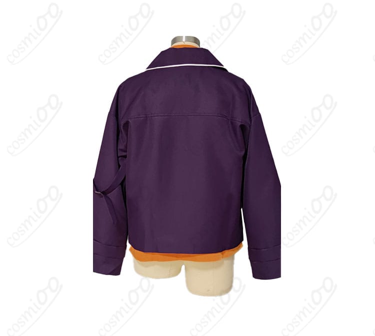 月永レオ秋〜冬私服コスプレ衣装の背面画像。背中のディテールと美しい仕上がりがわかります。