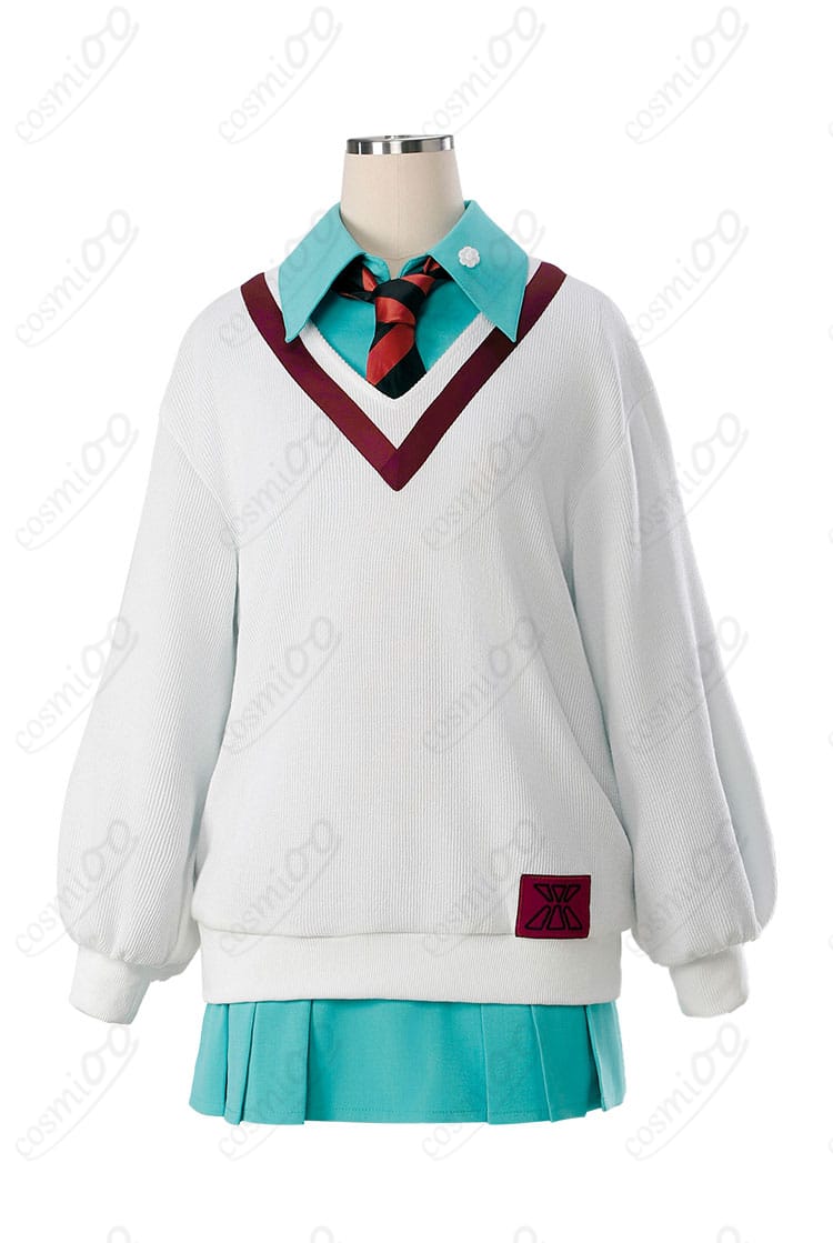 アマテ・ユズリハ（マチュ）の制服コスプレ衣装正面。細部まで忠実に再現されたデザイン。