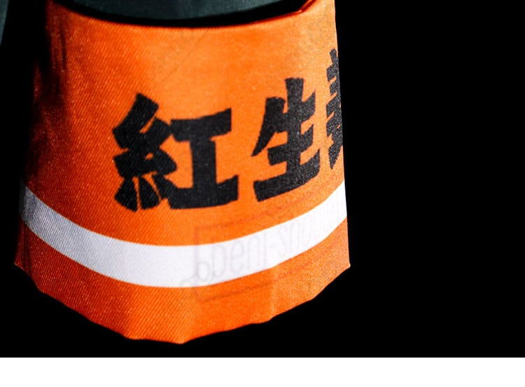 腕章装飾ディテール。海老塚智 コスプレ衣装の特徴的な腕章。