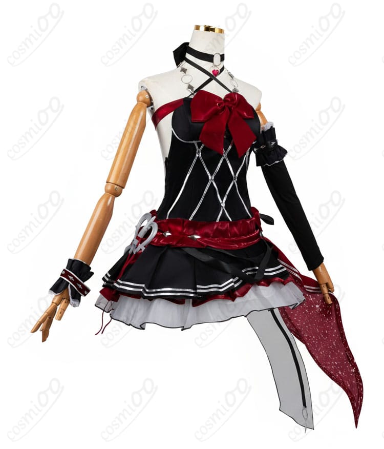 ストリノヴァ 香奈美「世紀の歌姫」コスプレ衣装の側面ビュー。立体的なシルエットと上品なラインが魅力。