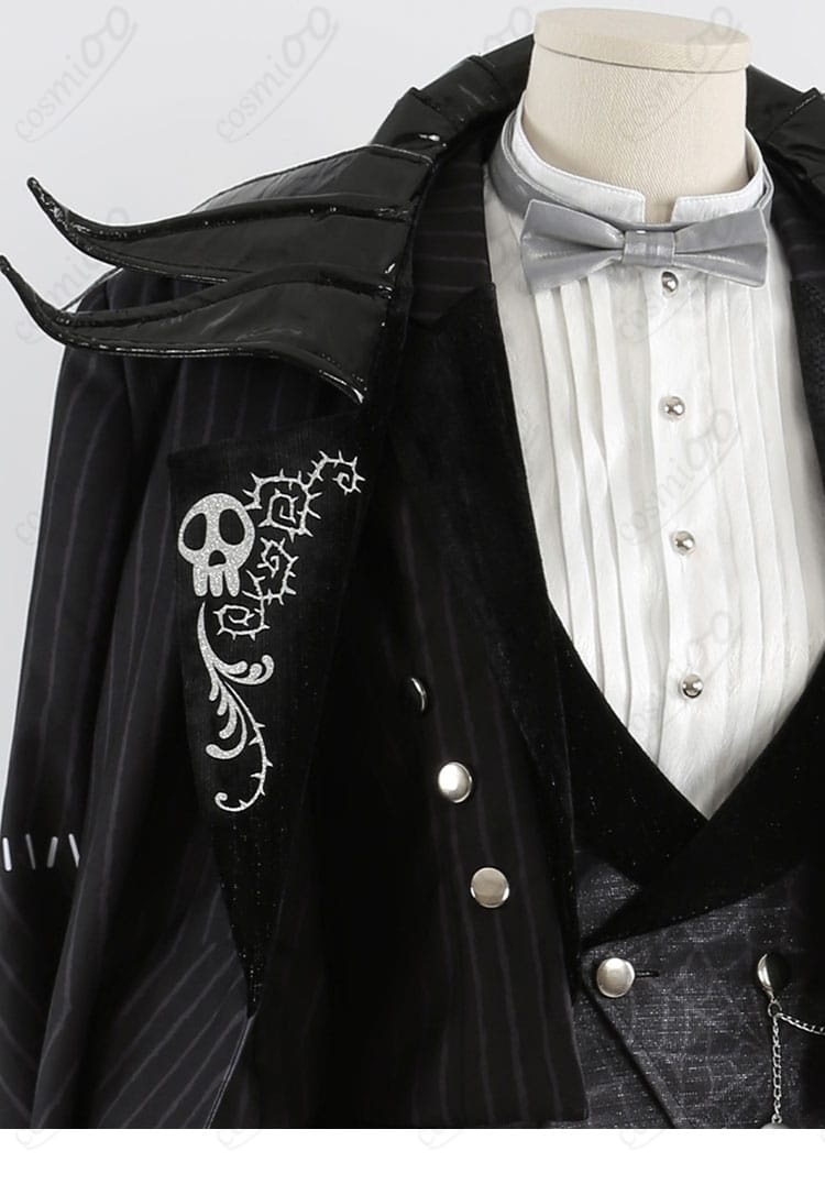 ネック周りディテール｜レオナ・キングスカラー ナイトメアースーツのネックデザインと蝶ネクタイの見え方