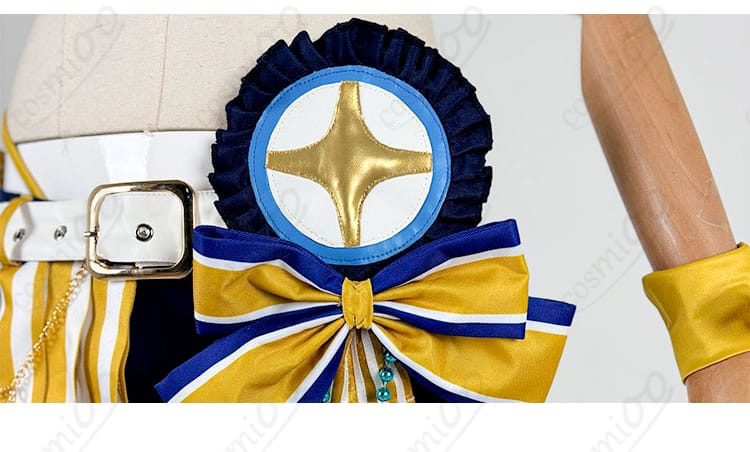 アーニャ・メルフィッサ 水着コスプレ衣装の腰飾りクローズアップ。軽量で華やかなアクセントが存在感を高める仕様。