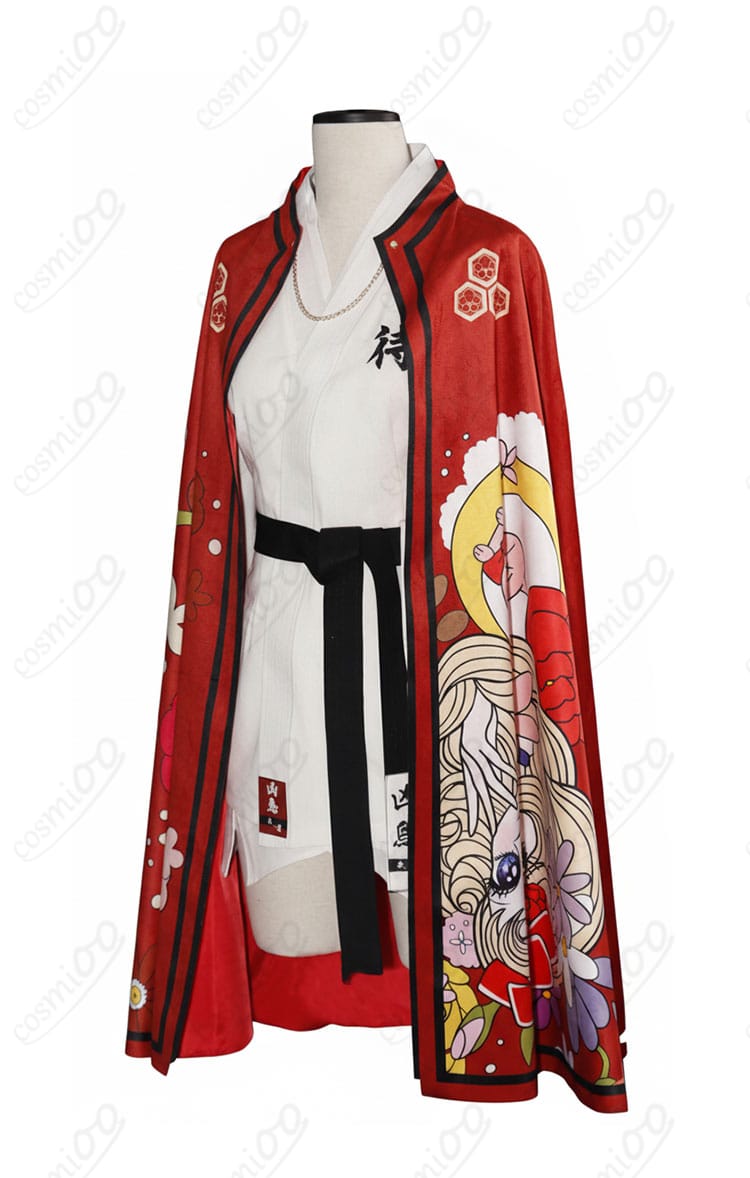 凶鳥狂死香 私服コスプレ衣装の側面シルエット。マントの落ち感とベルト位置のバランスを表現。