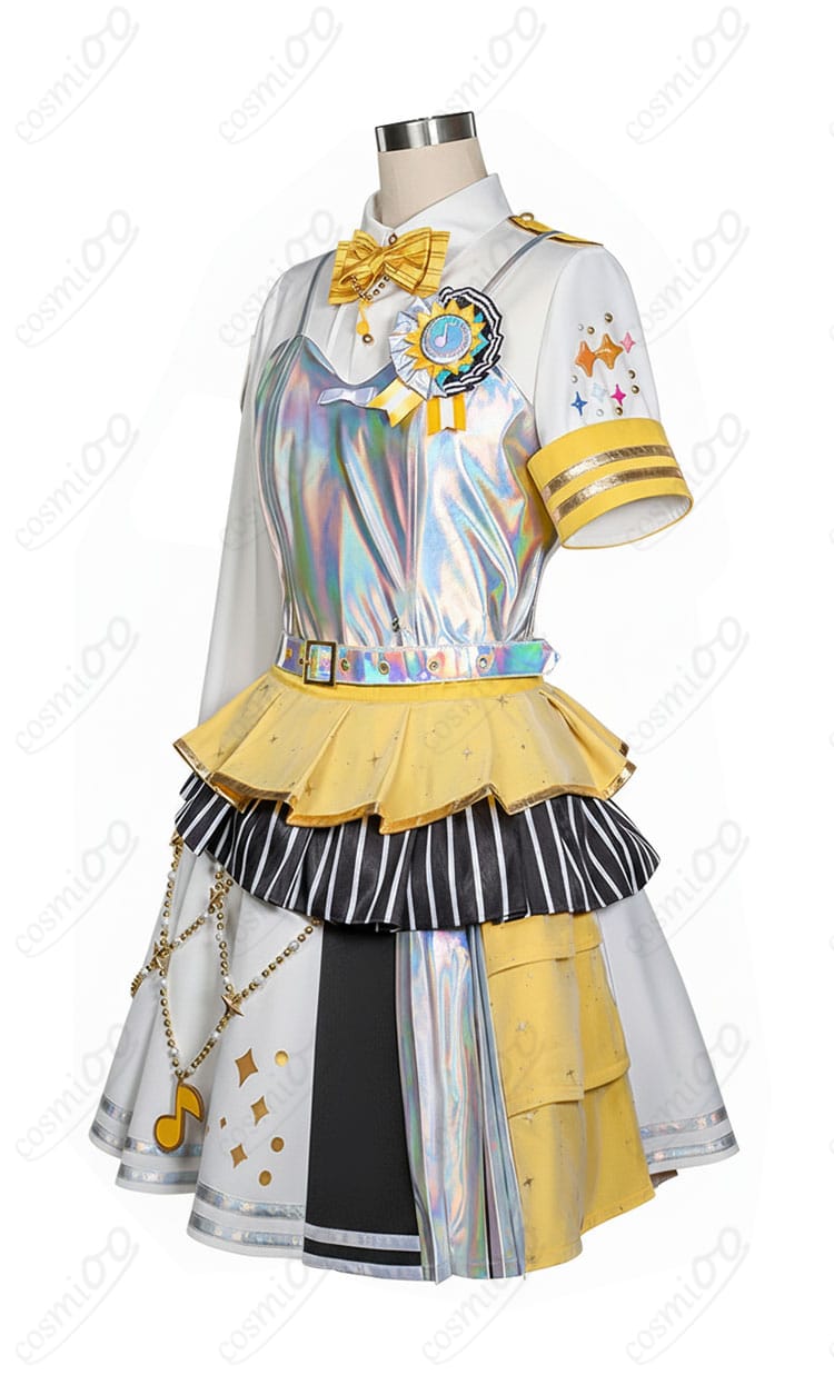 鏡音リン 5th感謝祭衣装の左側からの全身ビュー