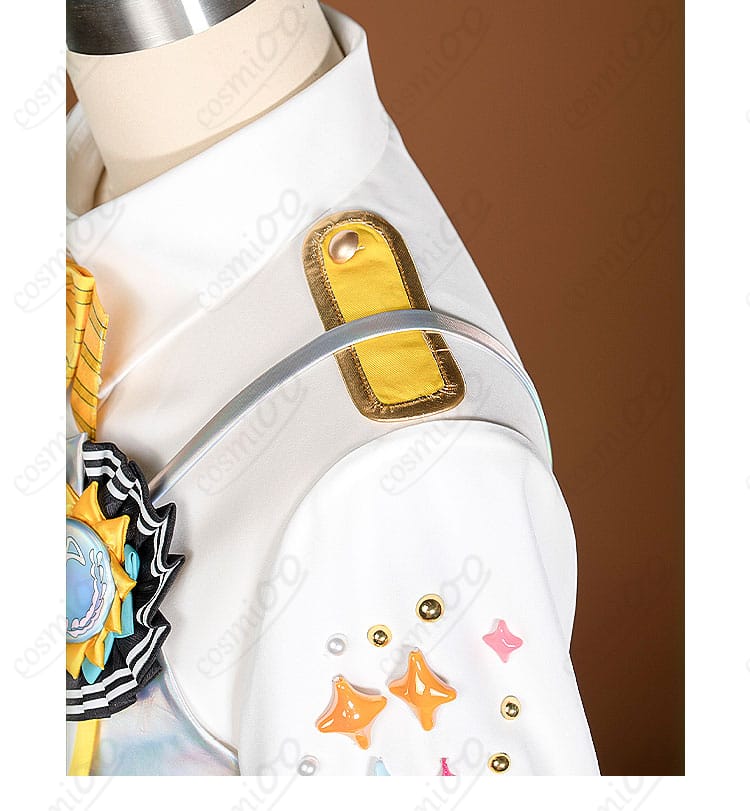 鏡音リン 5th感謝祭衣装の肩・袖周りの装飾ディテール