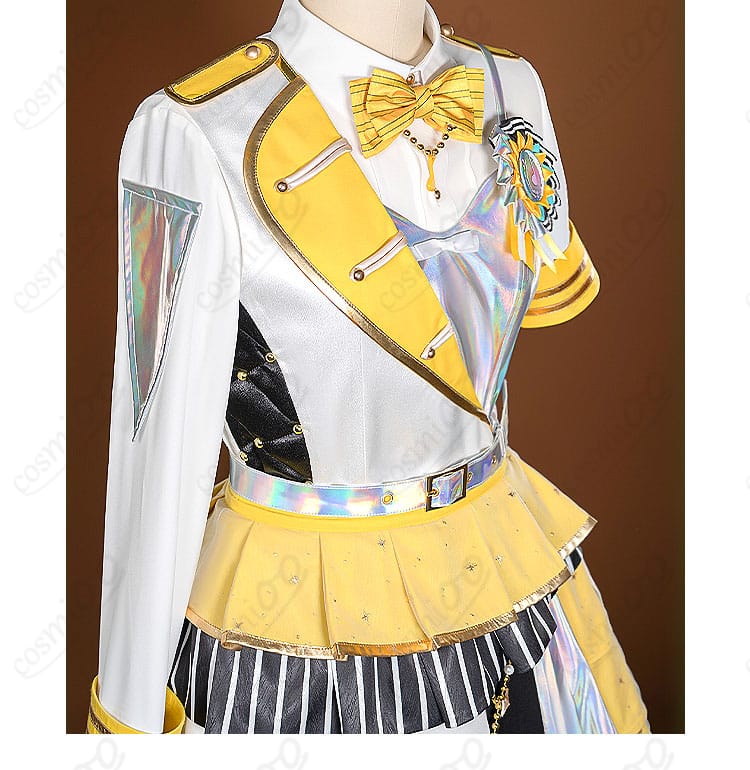 鏡音リン 5th感謝祭衣装の襟元と蝶ネクタイのディテール