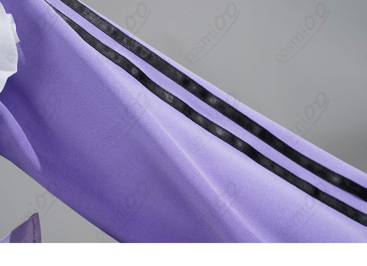 袖飾りのクローズアップ|小物装飾がキャラクターらしさを引き立てる常闇トワ衣装