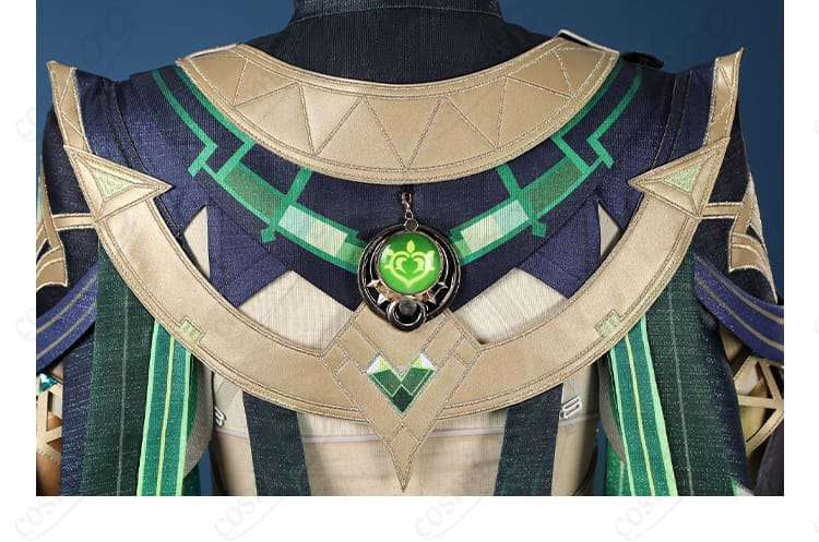 原神 ネフェル コスプレの背面アクセディテール。後ろ姿を華やかに見せる背飾の質感