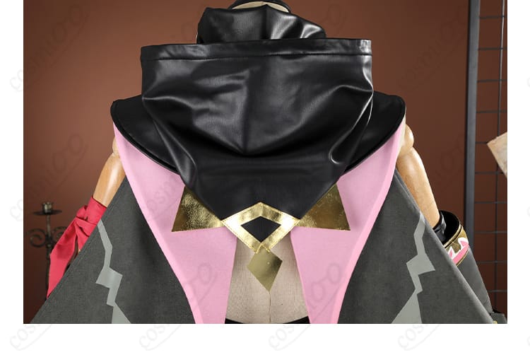 原神 ヤフォダ コスプレ衣装の背面フード装飾。存在感のあるデザインとフチ処理の美しさを示す