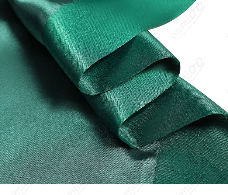 生地質感ディテール画像｜ウェンズデー コスプレ衣装 緑ドレス 高品質素材の質感紹介