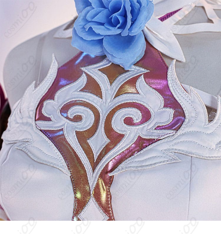 キュレネ コスプレ衣装 胸元装飾ディテール|花飾りと宝石モチーフが美しく映えるデザイン