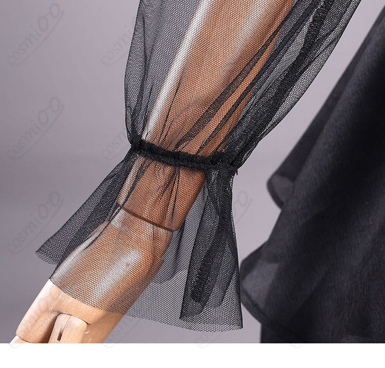 ウェンズデー・アダムス コスプレ衣装 袖口ディテール|レース調の袖先がクラシックな雰囲気を演出。