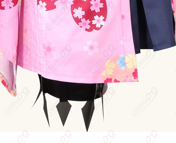 久田イズナ コスプレ衣装 裾部分の装飾ディテール|丁寧な縫製とデザイン性が際立つ