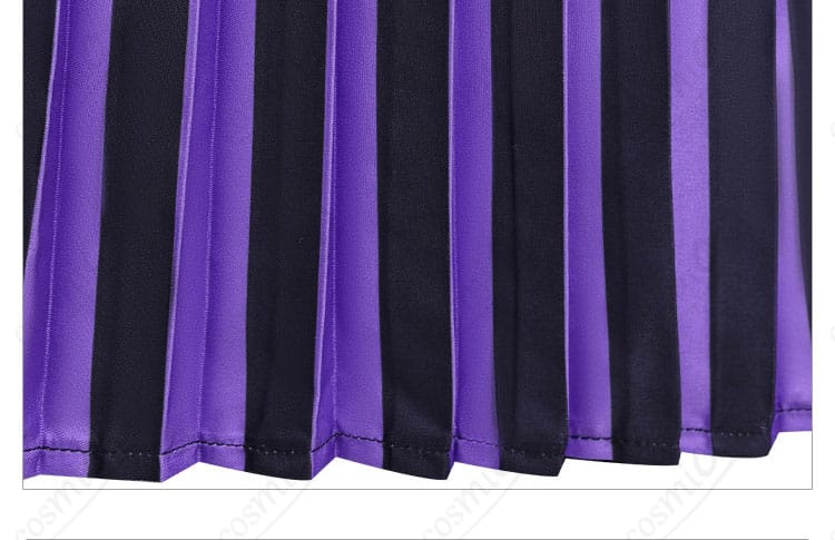 ウェンズデー ネヴァーモア学園制服 スカート裾装飾ディテール|フレアラインが美しいスカートの仕上がり。