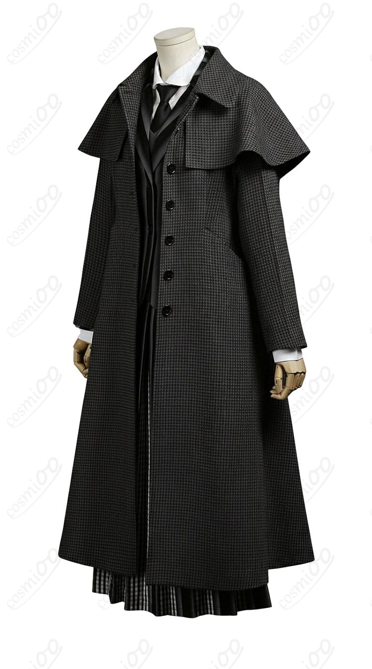 ウェンズデー・アダムス コスプレ衣装 右側面図|スリムなシルエットと細部の仕立てが映える角度
