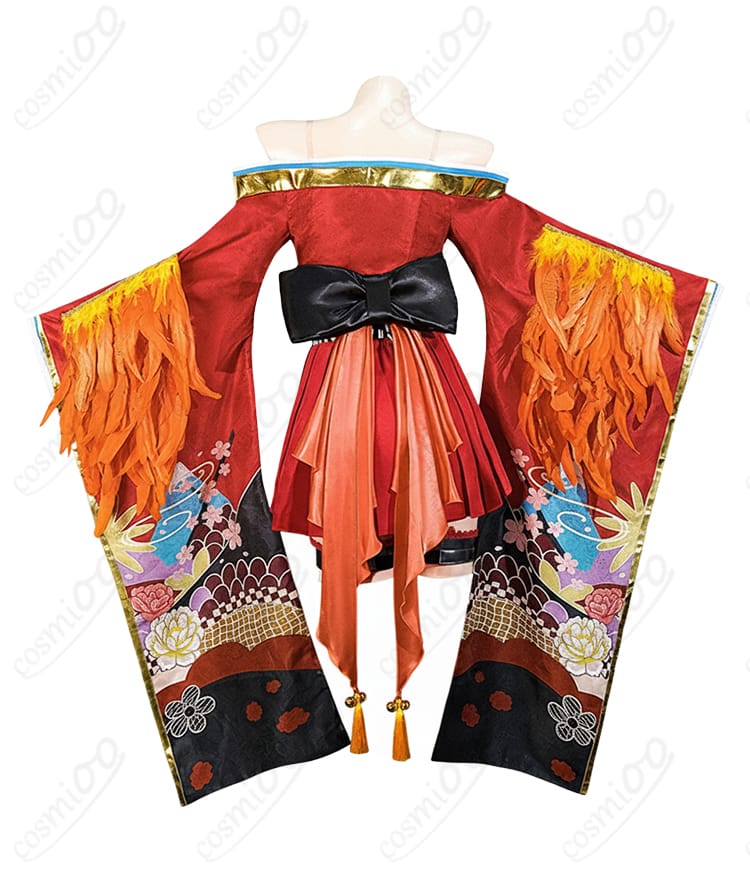 アズールレーン 大鳳 コスプレ衣装 服装背面图|精緻な艤装とデザインが魅力的な後ろ姿