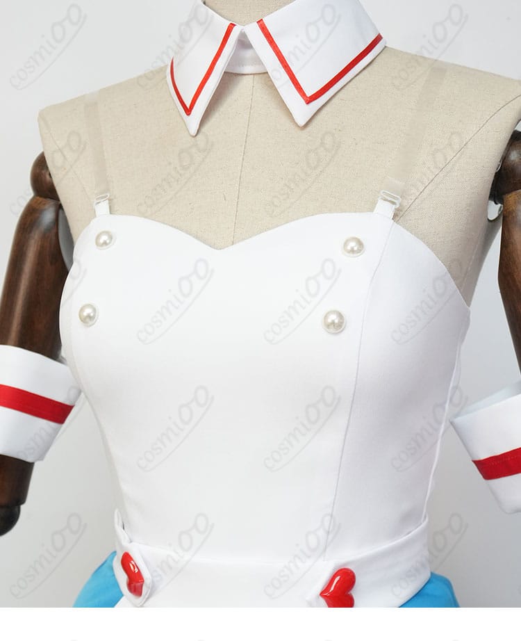 衣装の襟部分ディテール画像。装飾やステッチの高品質仕上げが見える。