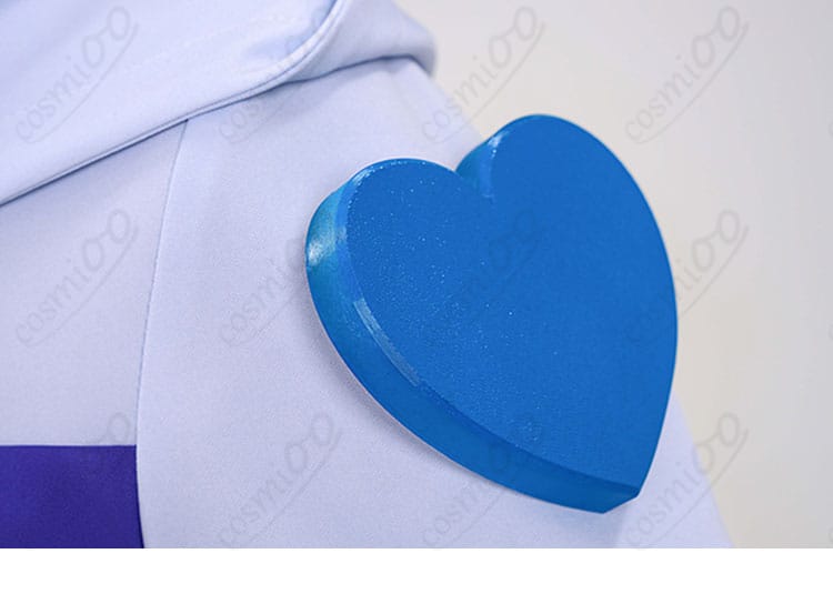 ジョジョSBR 肩の青いハート装飾ディテール|象徴的モチーフを忠実再現