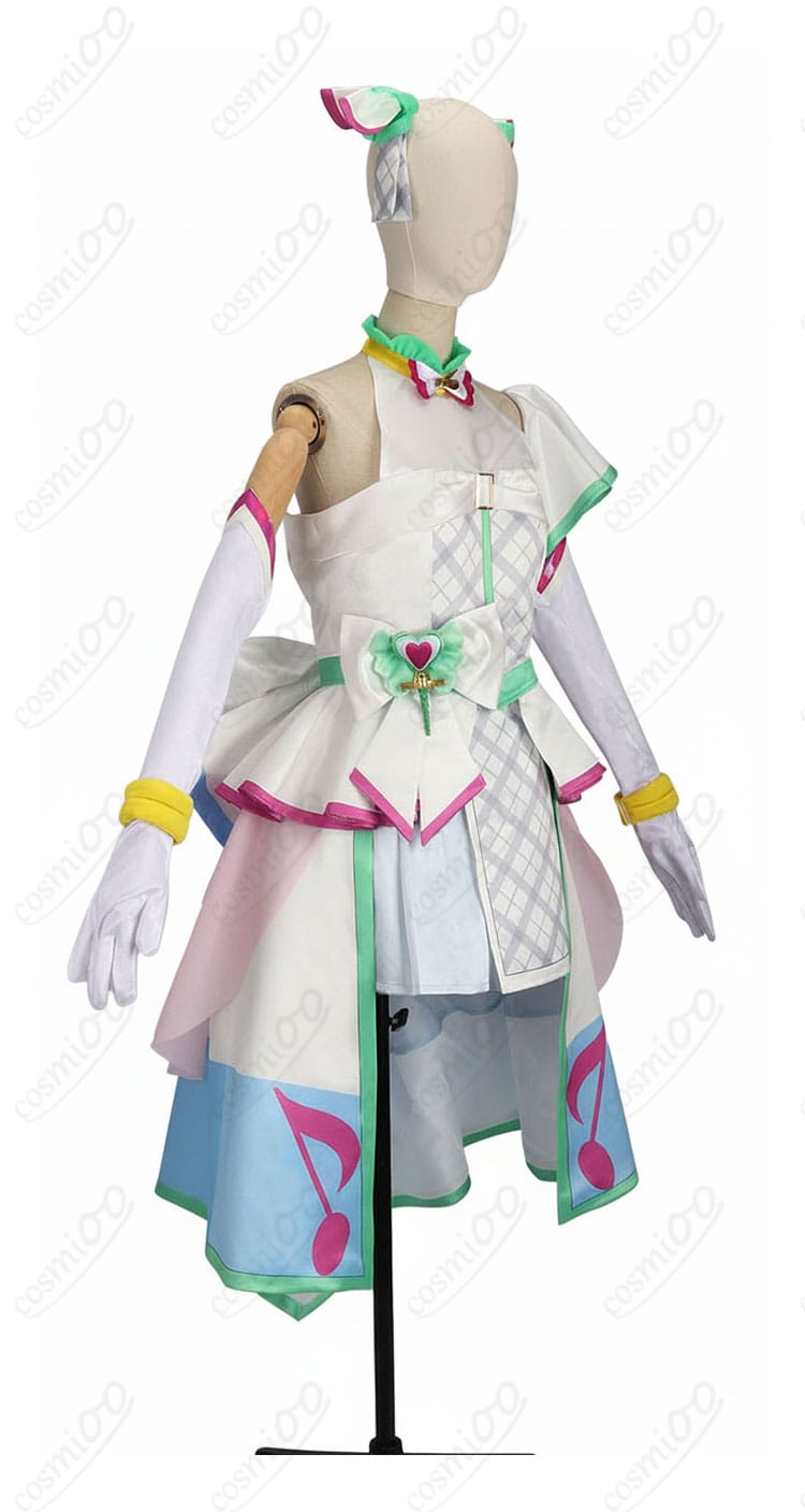 キュアズキューン コスプレ衣装 右側アングル写真|オーバースカートや袖の立体感を再現した細部デザイン