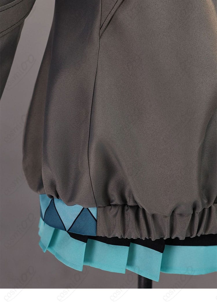 初音ミク コスプレ衣装 裾部分の装飾詳細|柔らかく流れるラインが美しい