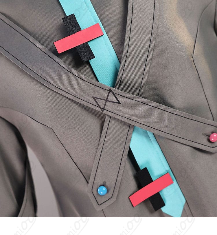 初音ミク コスプレ衣装 上衣デザインの装飾部分アップ|高級感のある仕上がり