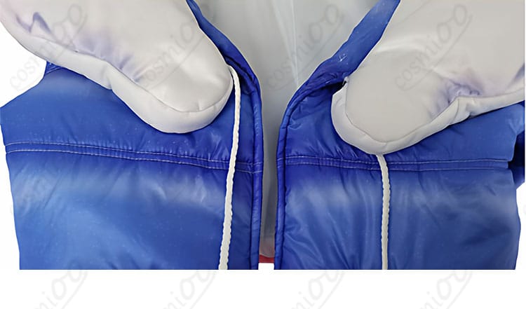 私服コスプレ衣装 外套の襟元ディテール｜高品質素材で丁寧な仕上げ