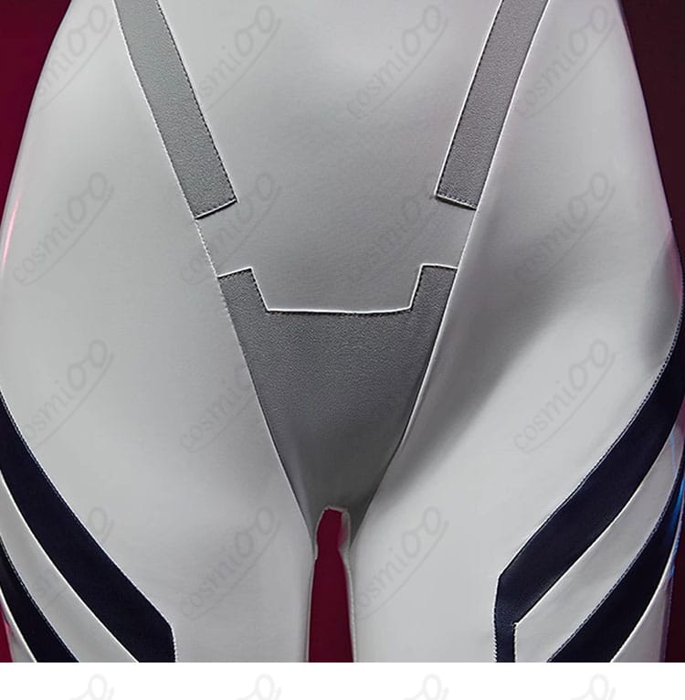 腰周り装飾の細部写真|真希波マリ プラグスーツ衣装・腰部デザイン