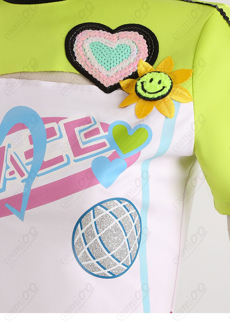 胸飾り装飾の細部画像｜らびゅ＆ピース伝説 胸元アクセサリー ディテール