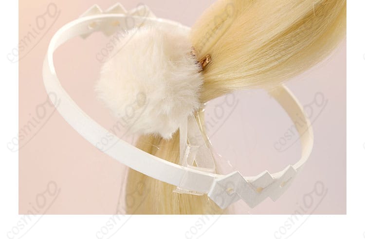 コスプレ衣装のヘッドアクセサリー背面装飾ディテール、装飾の裏側までこだわり