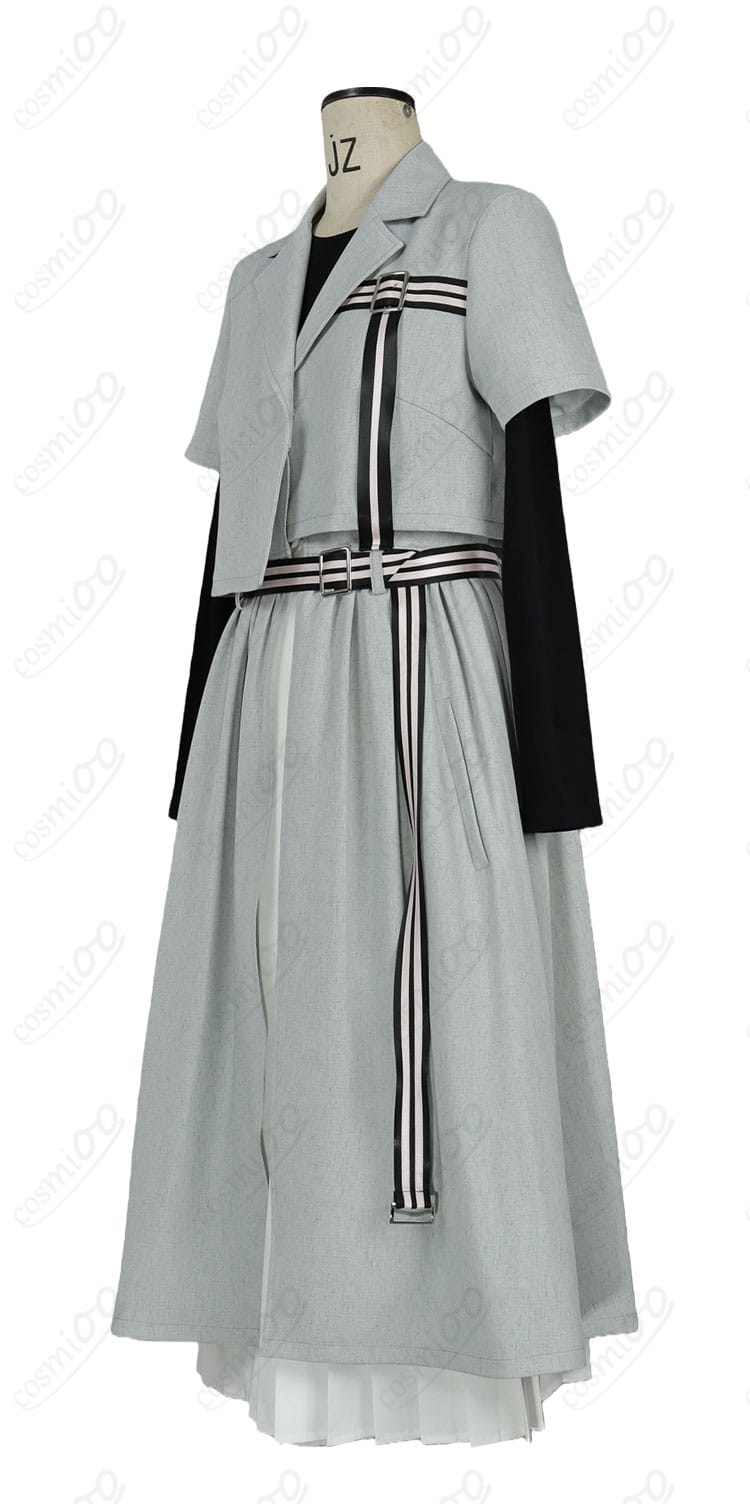 MyGO!!!!!千早愛音コスプレ衣装の側面図。細部までこだわった衣装のシルエット。