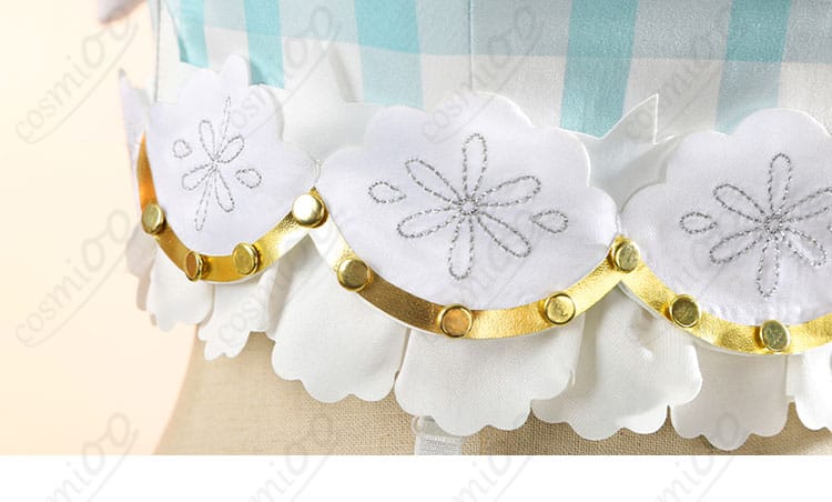 服の裾部分装飾細部 衣服の裾に施された精緻なディテール