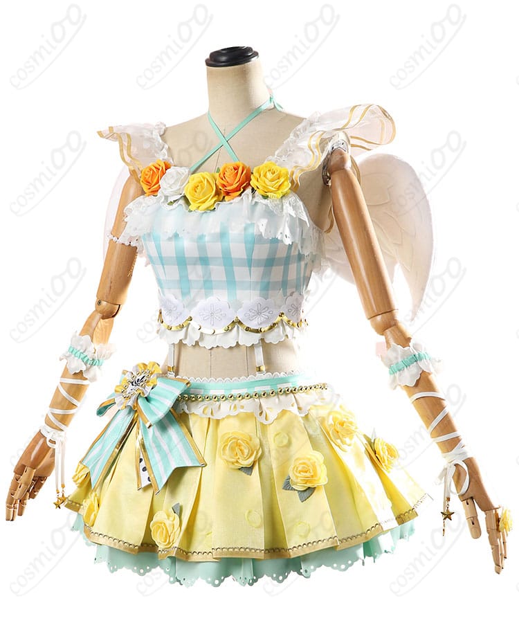 小泉花陽 コスプレ衣装 側面図 細部までこだわりの美しいシルエット