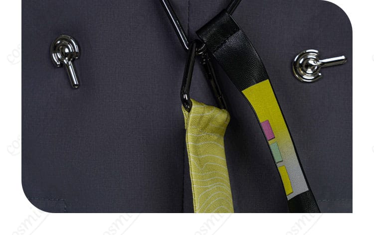 管理人コスプレ衣装 背面掛飾ディテール 世界観を演出