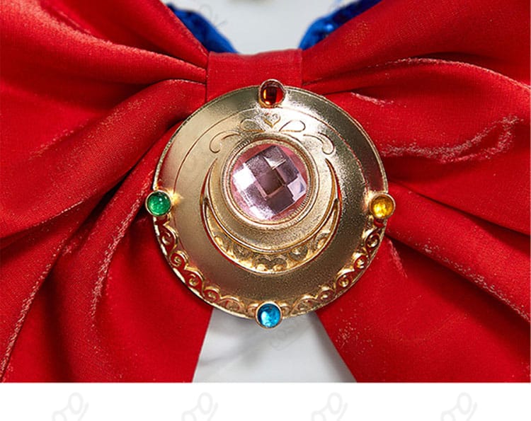 セーラームーン 戦闘用セーラー服 胸元领结装饰細節 コスプレ衣装