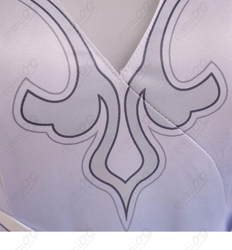 ダリア コスプレ衣装 領口デザイン クラシックな装飾ポイント