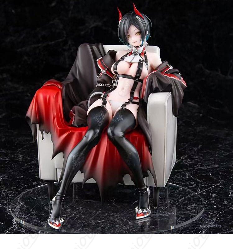 アズールレーン ウルリッヒ・フォン・フッテン 初期衣装 コスプレ衣装 正面全身イメージ｜軍装風デザインを忠実再現