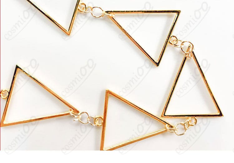 hololive ラプラス・ダークネス アイドル衣装 腰飾りディテール 全体バランスを演出