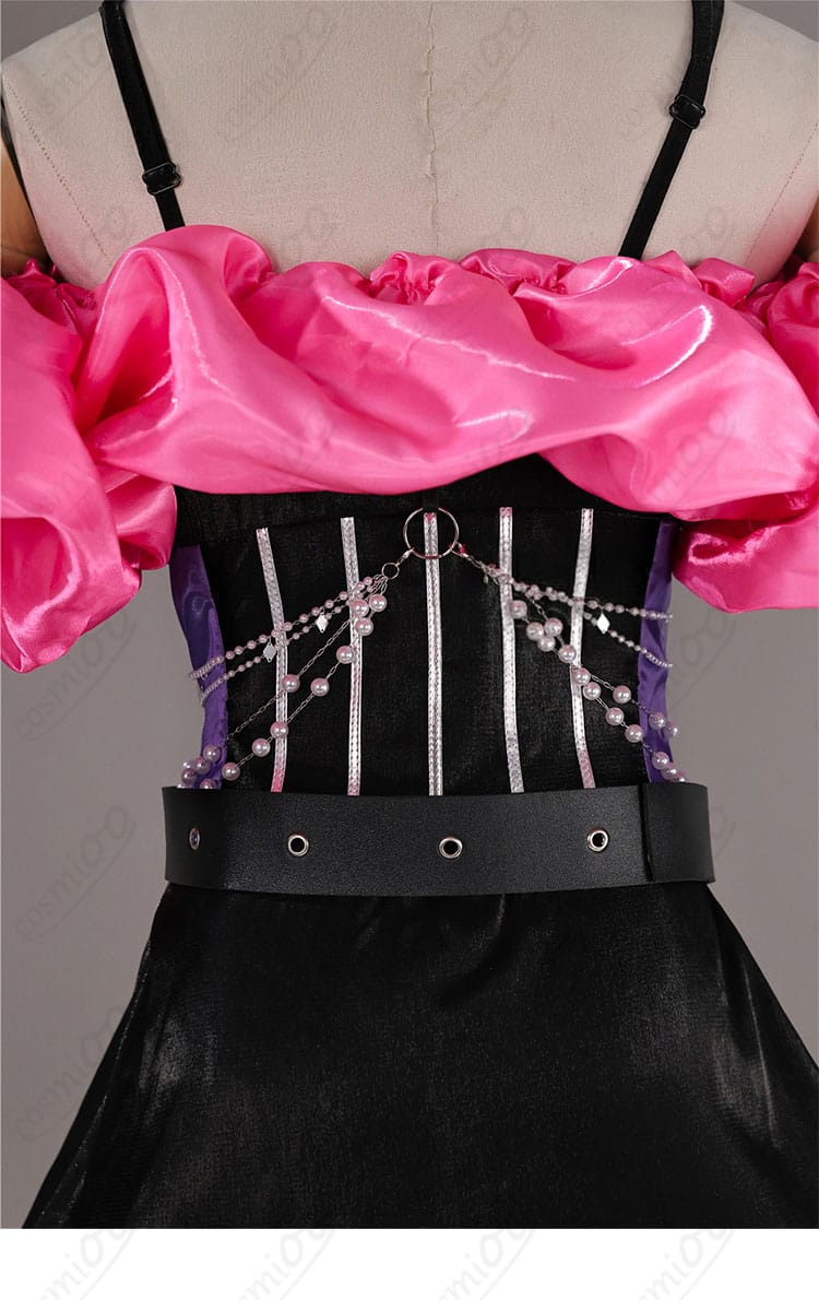 綺々羅々ヴィヴィ コスプレ衣装 背面装飾ディテール｜後ろ姿も美しく再現