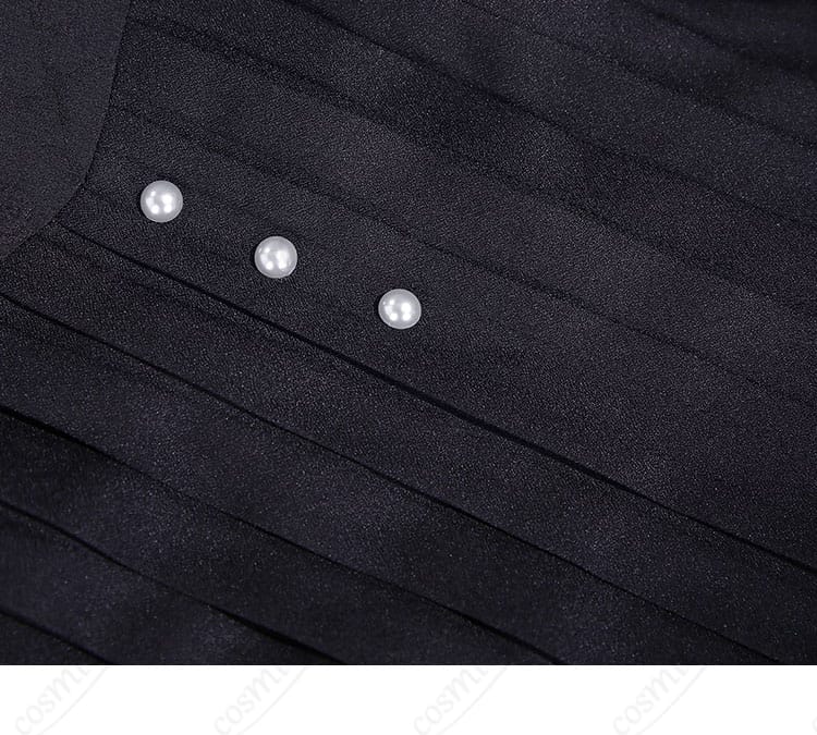 東雲絵名 コスプレ衣装 ボタン装飾 細部まで再現された造形美