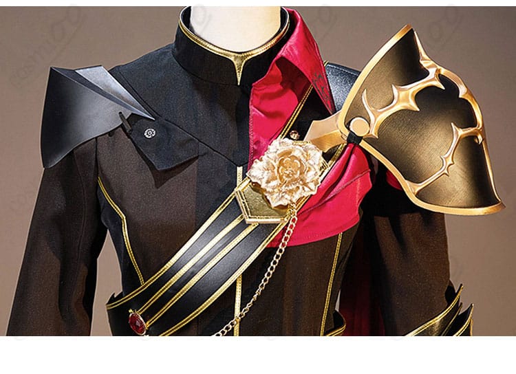 シュヴァリエ・ノワール 衣装襟元ディテール｜重厚感ある装飾で世界観を忠実再現